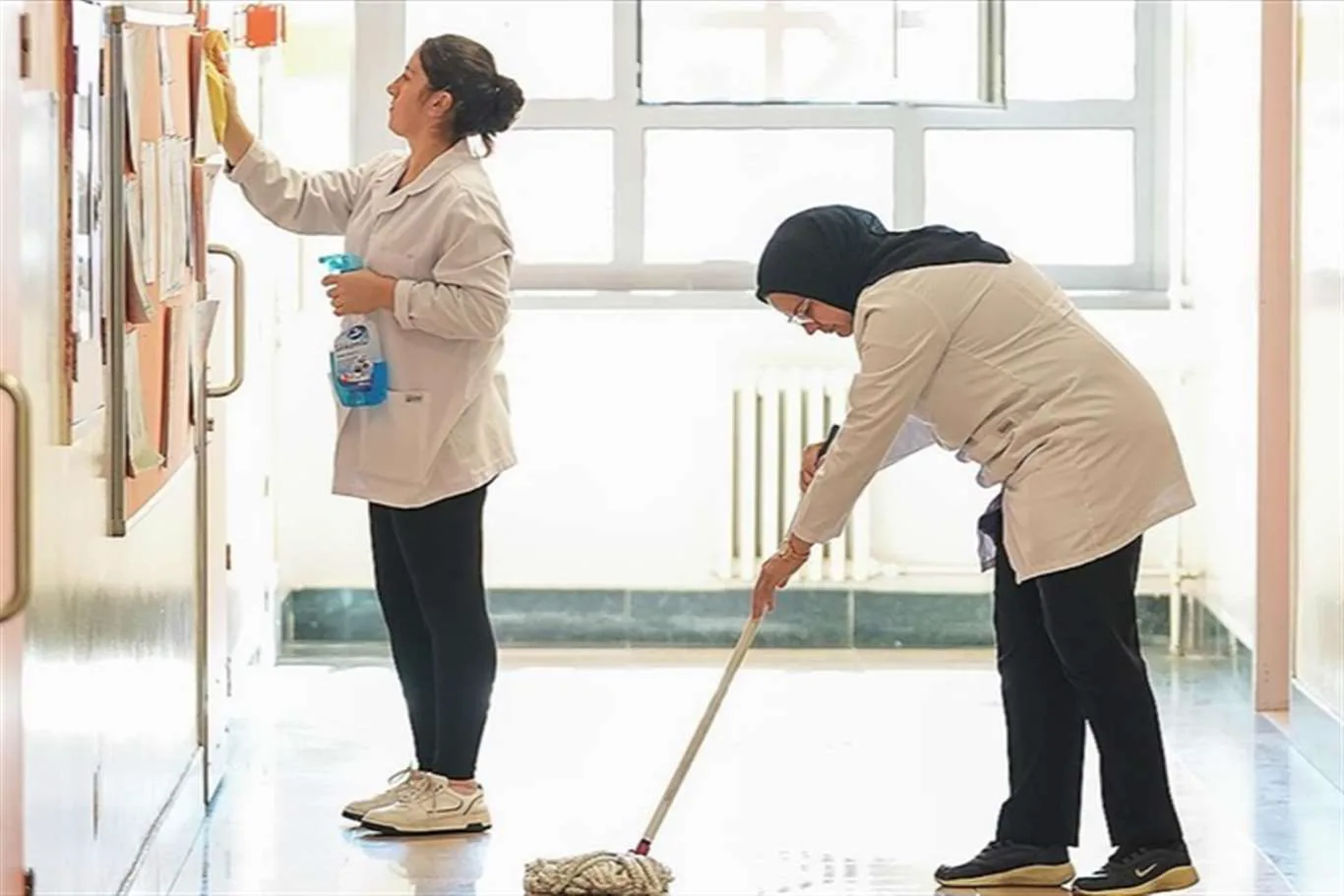Yardımcı Personel Maaşı 2026 Kocaeli: Fabrika, Ofis ve Hastane Bazlı Ücret