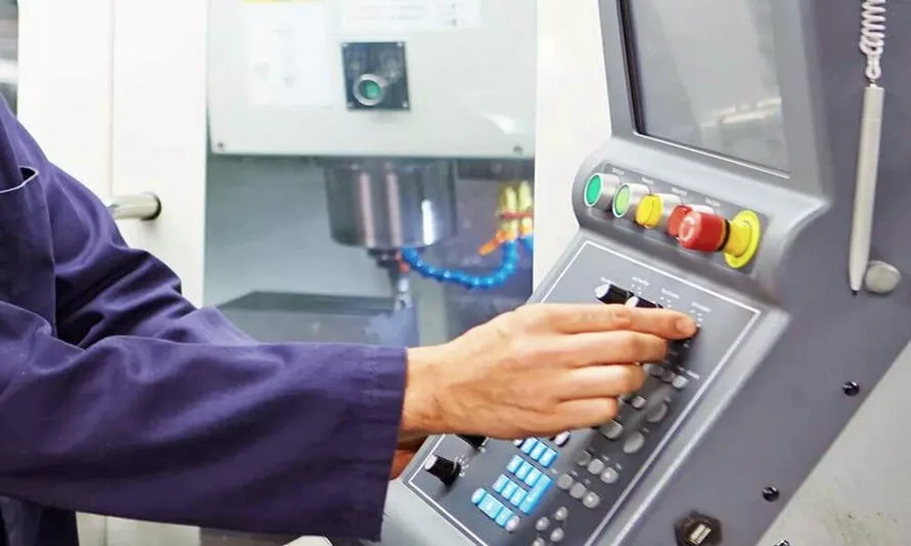 CNC Operatörü Maaşı Kocaeli 2026: 5 Eksen, Programlama ve Otomotiv Yan Sanayi