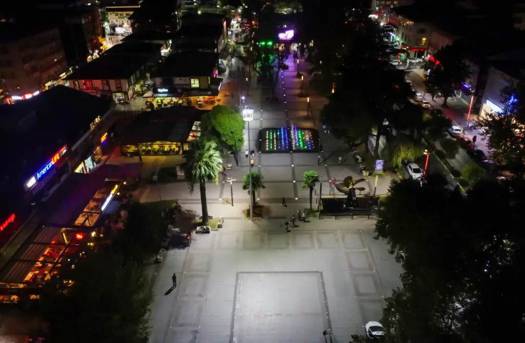 Gölcük Anıt Park
