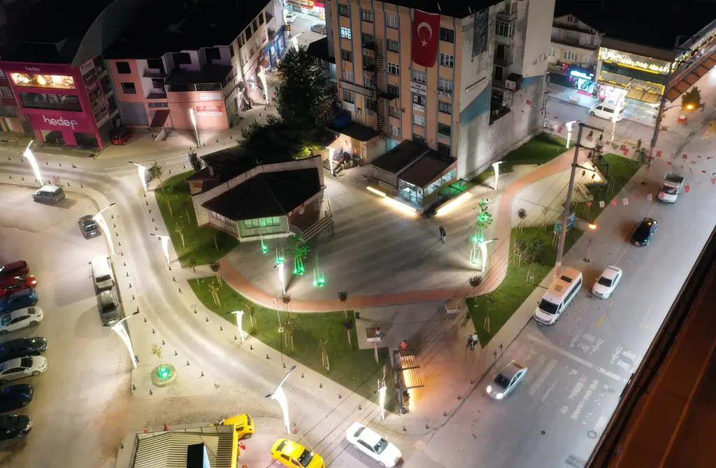 Körfez Kent Meydanı