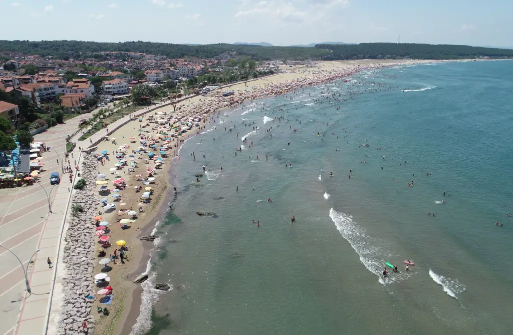 Kandıra Cebeci Halk Plajı