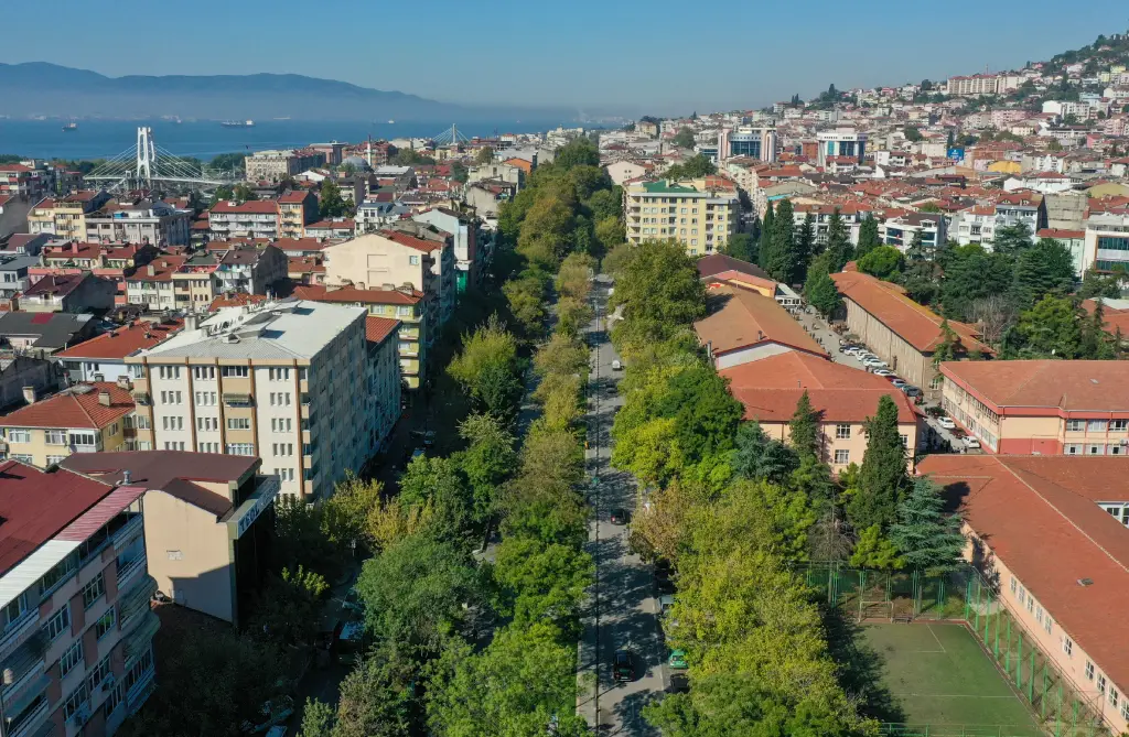 İzmit Cumhuriyet Bulvarı-1